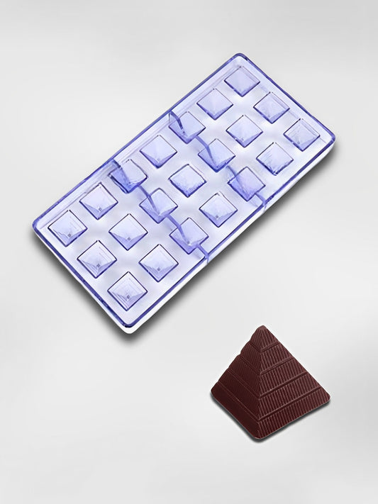 Moule à chocolats en polycarbonate  Pyramide Sucrée